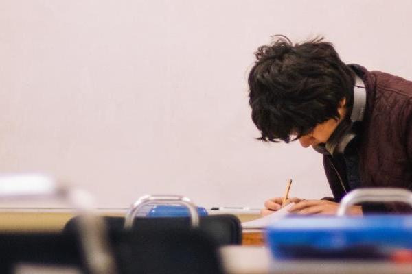 Counicado sobre o Ensino do Português no Estrangeiro