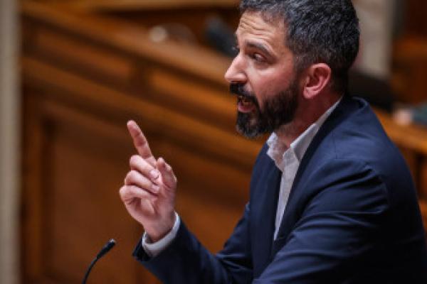 “Portugal não pode voltar a ser o entreposto do caos”