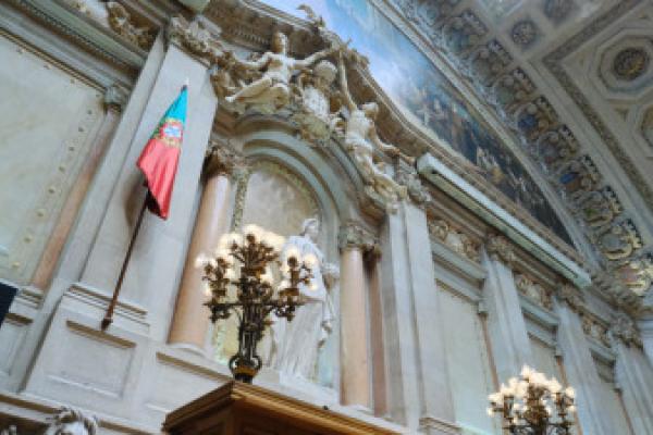 Parlamento defende levantamento imediato do bloqueio a Cuba